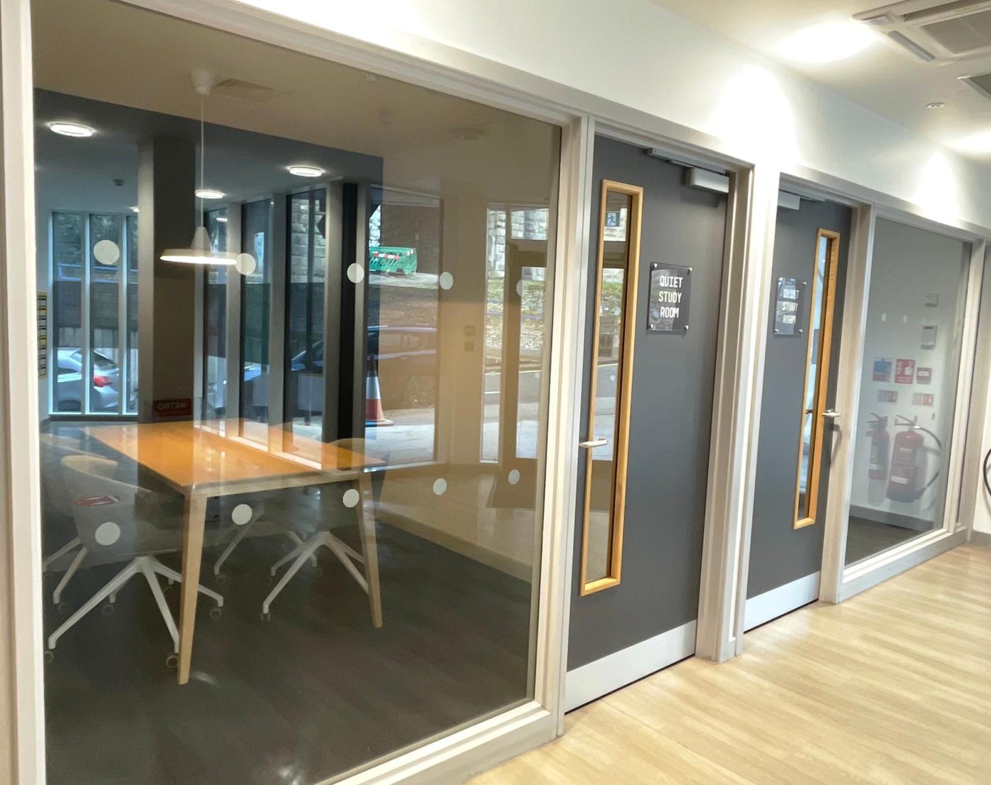 Hnfc Stays - Corporate Central Studios + Parking Newcastle upon Tyne Exterior photo